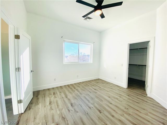 9800 Camden Hills Avenue, Las Vegas, NV 89145