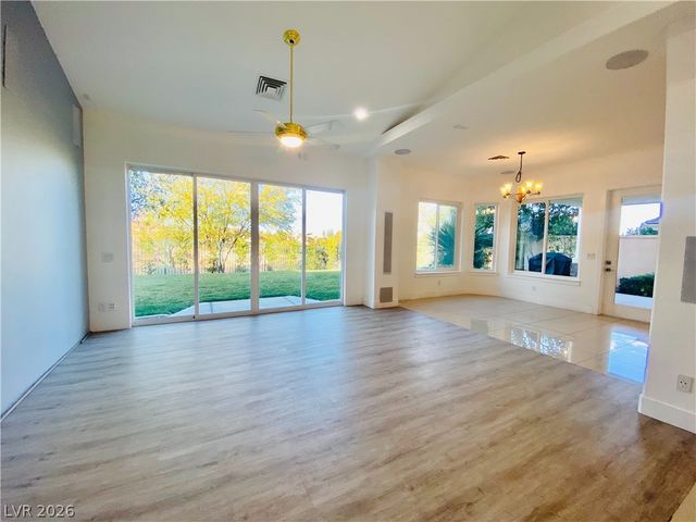 9800 Camden Hills Avenue, Las Vegas, NV 89145