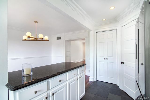 41 Sagamore Road, Bronxville, NY 10708