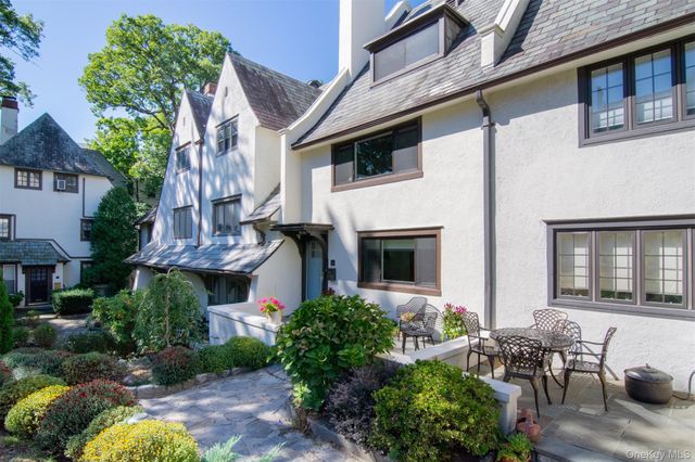 41 Sagamore Road, Bronxville, NY 10708