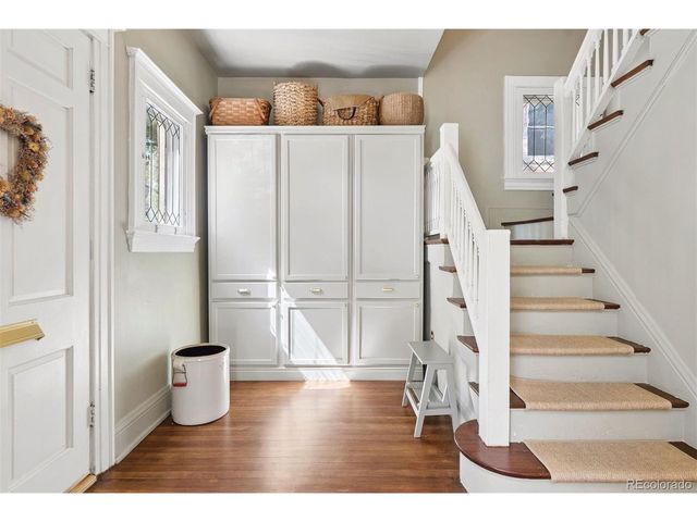 576 N Franklin St, Denver, CO 80218