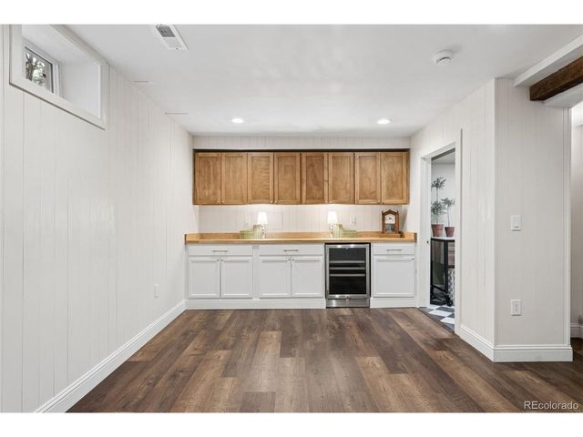 576 N Franklin St, Denver, CO 80218