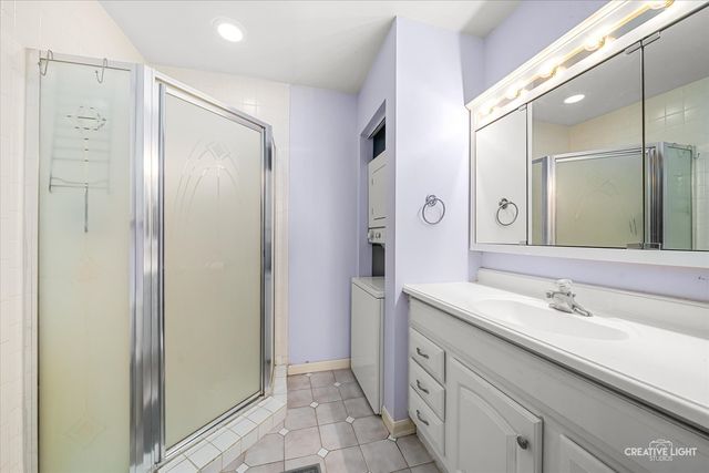 1050 N Farnsworth Avenue 403, Aurora, IL 60505