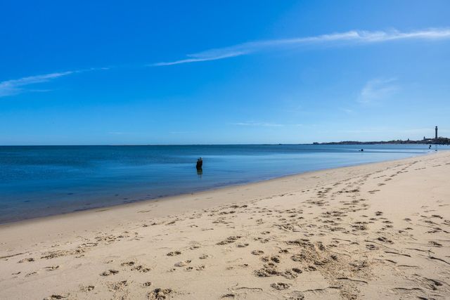 616 Commercial Street Unit 15, Provincetown, MA 02657