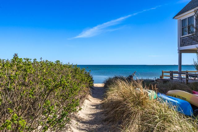 616 Commercial Street Unit 15, Provincetown, MA 02657