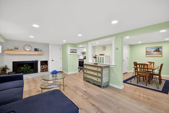 616 Commercial Street Unit 15, Provincetown, MA 02657