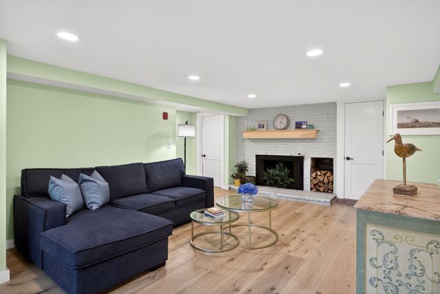 616 Commercial Street Unit 15, Provincetown, MA 02657