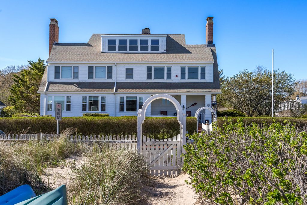 616 Commercial Street Unit 15, Provincetown, MA 02657