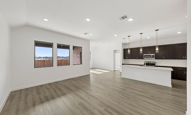 904 Colgate Circle, Princeton, TX 75407