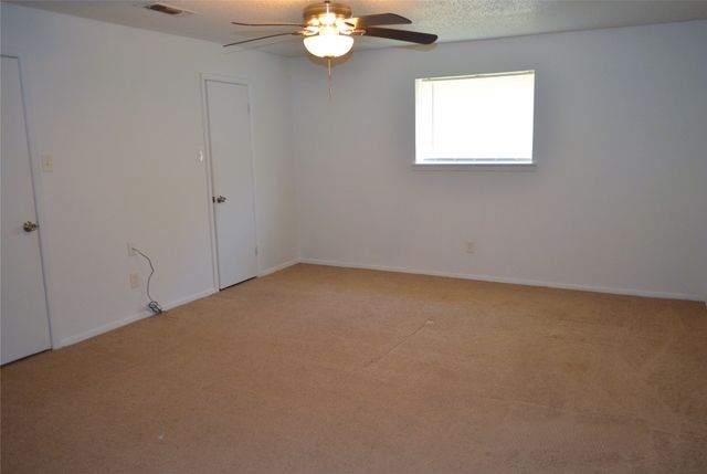 1050 W Dallas Avenue, Cooper, TX 75432