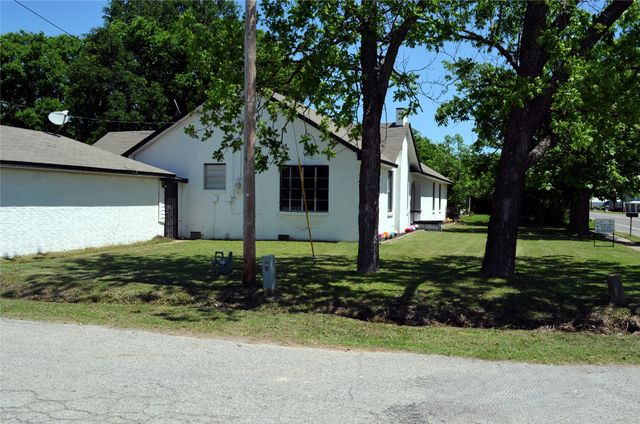 1050 W Dallas Avenue, Cooper, TX 75432