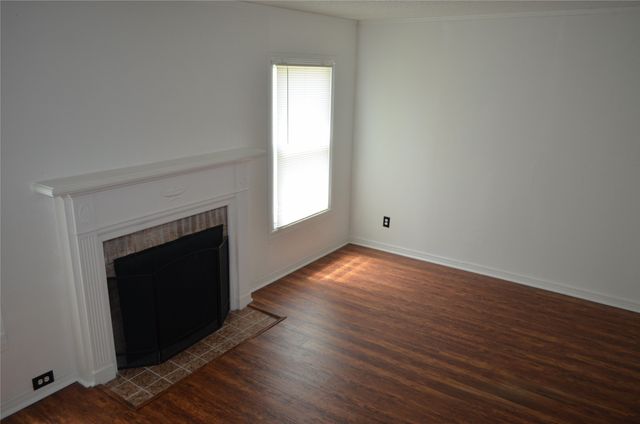 1050 W Dallas Avenue, Cooper, TX 75432