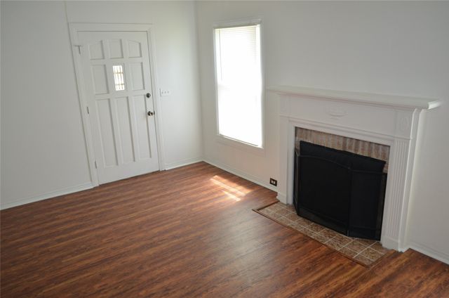 1050 W Dallas Avenue, Cooper, TX 75432