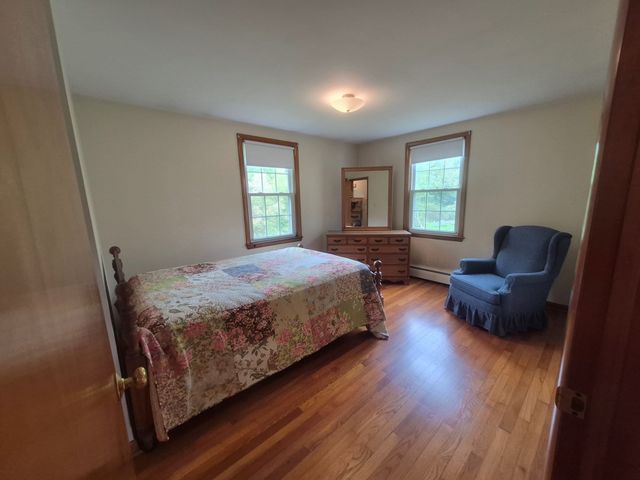 328 Lebanon Hill Rd, Southbridge, MA 01550