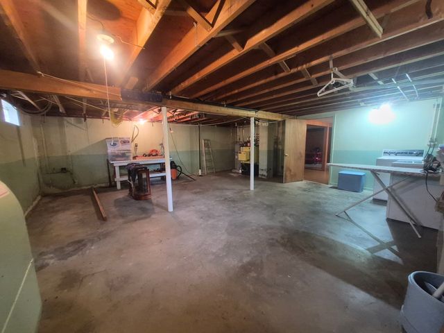 328 Lebanon Hill Rd, Southbridge, MA 01550