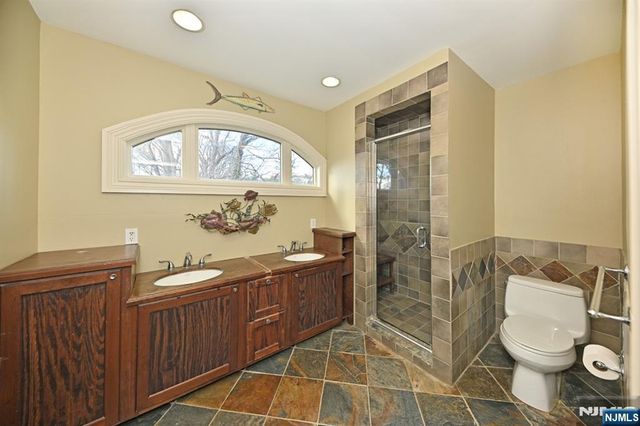 2604 Cleveland Avenue, Twp Of Washington, NJ 07676