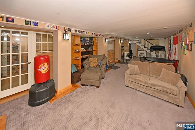 2604 Cleveland Avenue, Twp Of Washington, NJ 07676