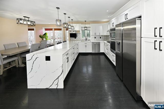 2604 Cleveland Avenue, Twp Of Washington, NJ 07676