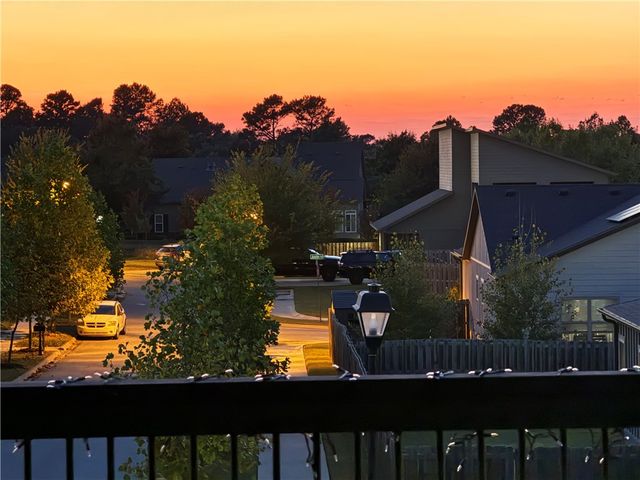 2588 N Justin Drive, Fayetteville, AR 72704