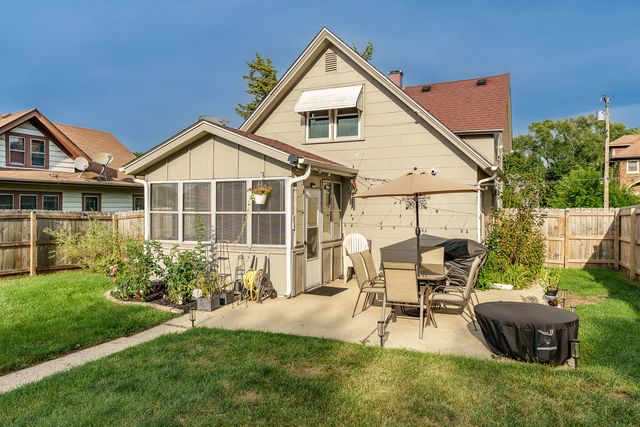 1019 17th Street, Rockford, IL 61104