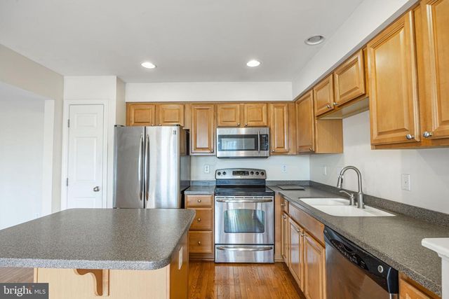 4 FOREST VIEW TER, Hanover, PA 17331