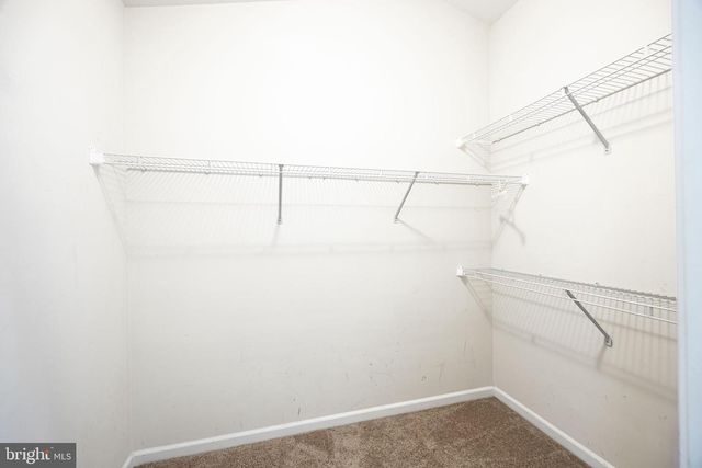 4 FOREST VIEW TER, Hanover, PA 17331