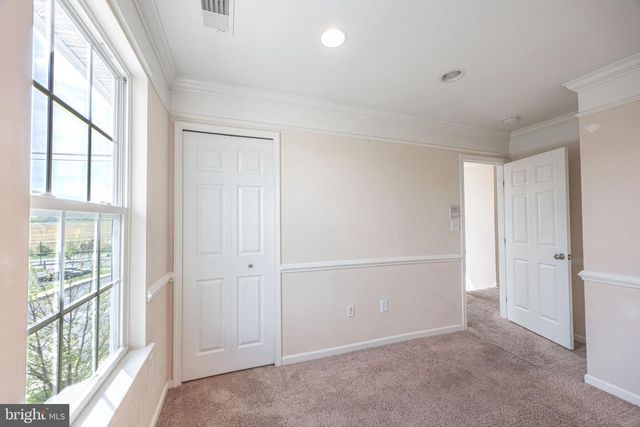 4 FOREST VIEW TER, Hanover, PA 17331