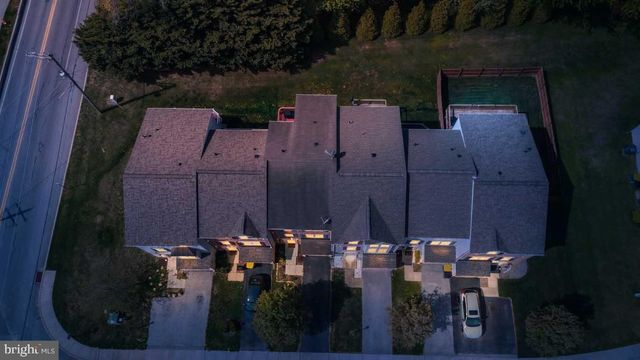 4 FOREST VIEW TER, Hanover, PA 17331