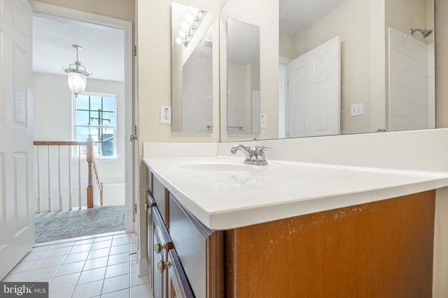 4 FOREST VIEW TER, Hanover, PA 17331