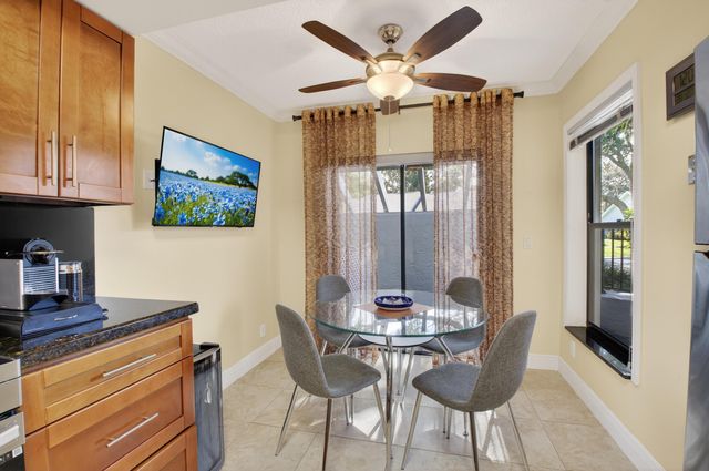 10911 Lake Front Place, Boca Raton, FL 33498