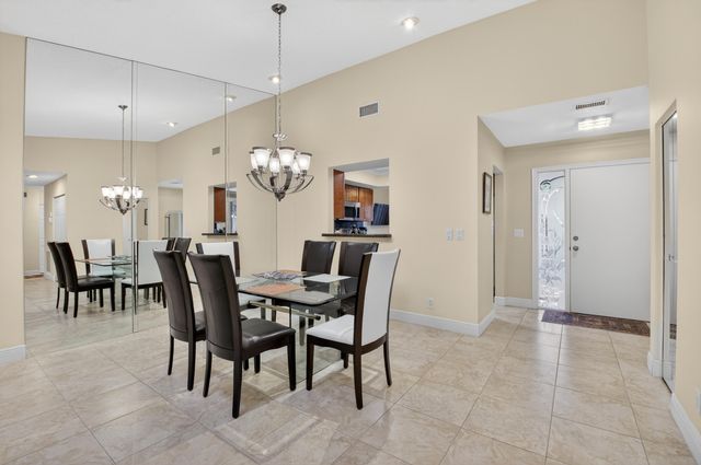 10911 Lake Front Place, Boca Raton, FL 33498
