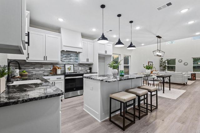 3632 County Road 15100, Blossom, TX 75468