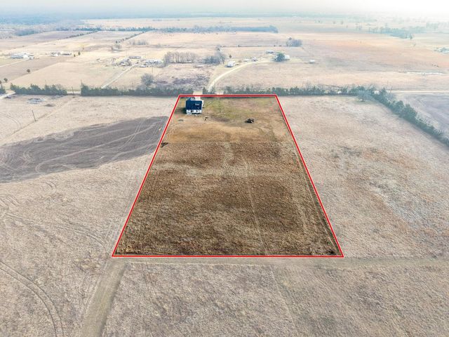 3632 County Road 15100, Blossom, TX 75468