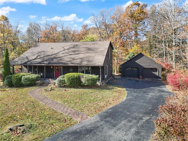 1022 Broadleaf Court, Lanesville, IN 47136