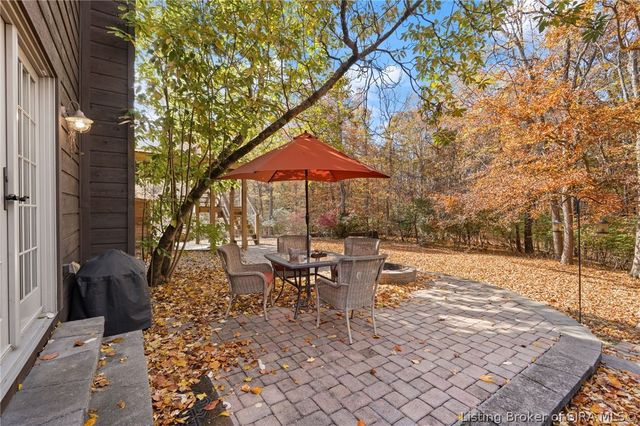 1022 Broadleaf Court, Lanesville, IN 47136