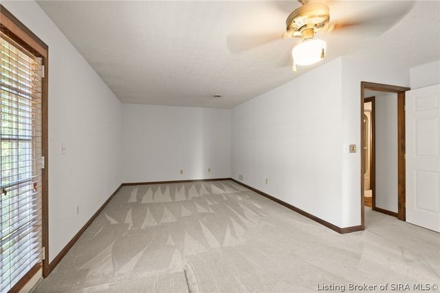 1022 Broadleaf Court, Lanesville, IN 47136