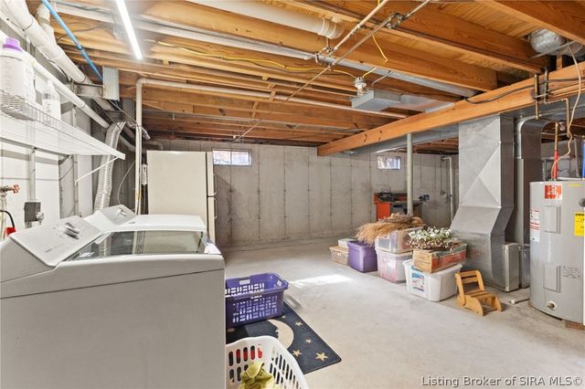 1022 Broadleaf Court, Lanesville, IN 47136