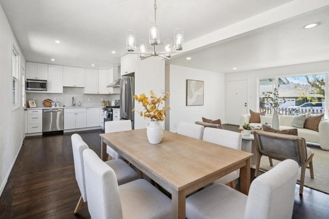 12 Cadiz Court, Pacifica, CA 94044