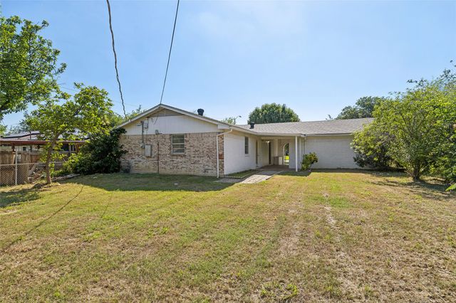 6609 Vega Drive, Fort Worth, TX 76133