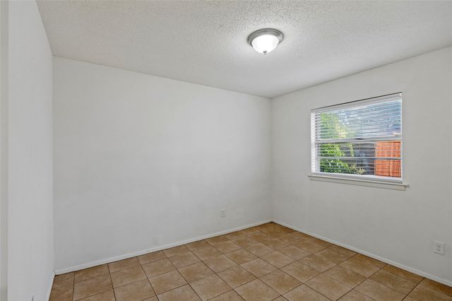 6609 Vega Drive, Fort Worth, TX 76133