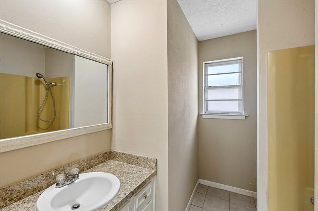 6609 Vega Drive, Fort Worth, TX 76133