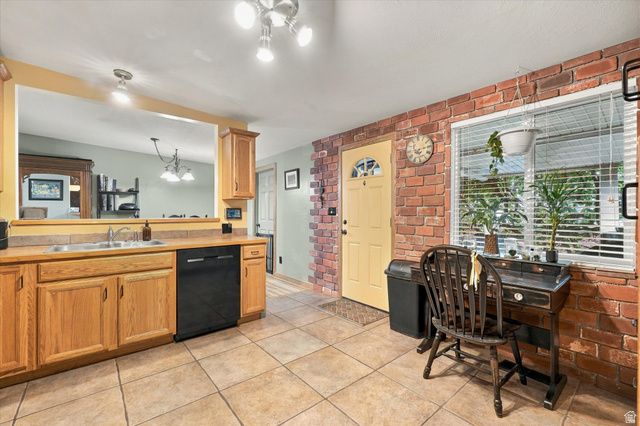 148 W 1550 N, Sunset, UT 84015