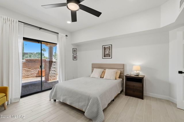 6480 N Green Briar Drive, Tucson, AZ 85718