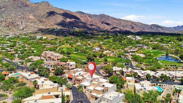 6480 N Green Briar Drive, Tucson, AZ 85718