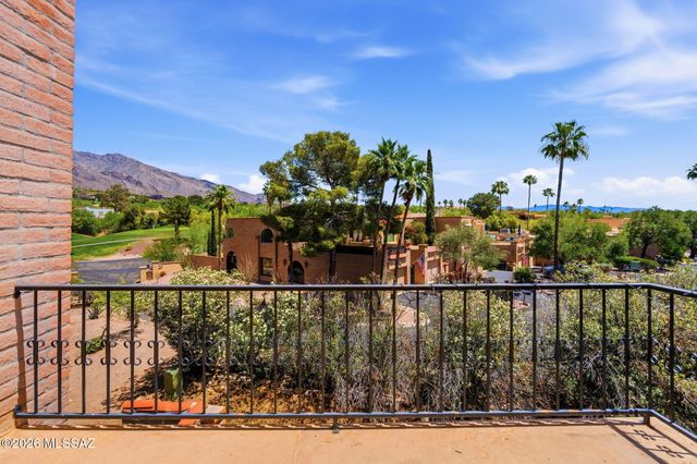 6480 N Green Briar Drive, Tucson, AZ 85718