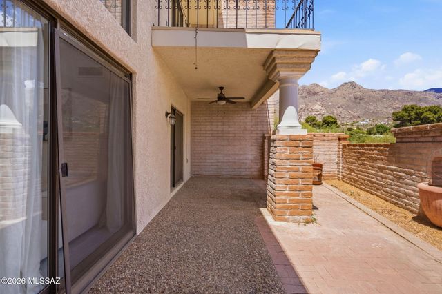 6480 N Green Briar Drive, Tucson, AZ 85718