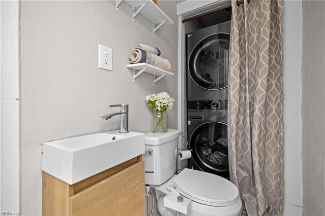 868 W 36th ST, Norfolk, VA 23508