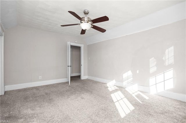 868 W 36th ST, Norfolk, VA 23508