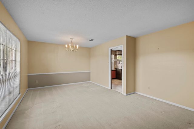 4 Pleasant Ct, Little Rock, AR 72211