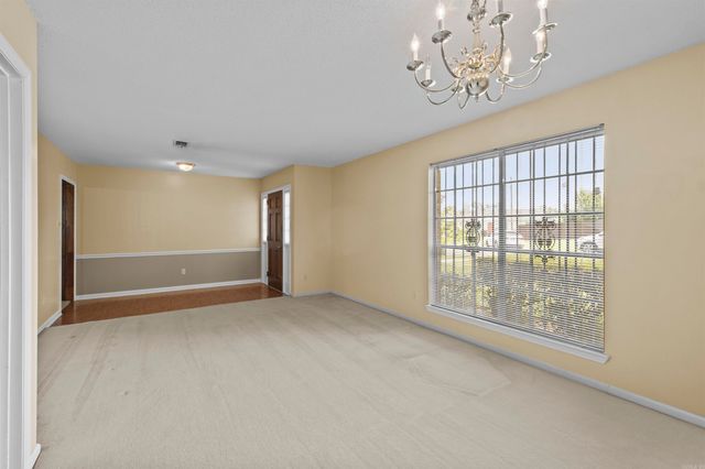 4 Pleasant Ct, Little Rock, AR 72211